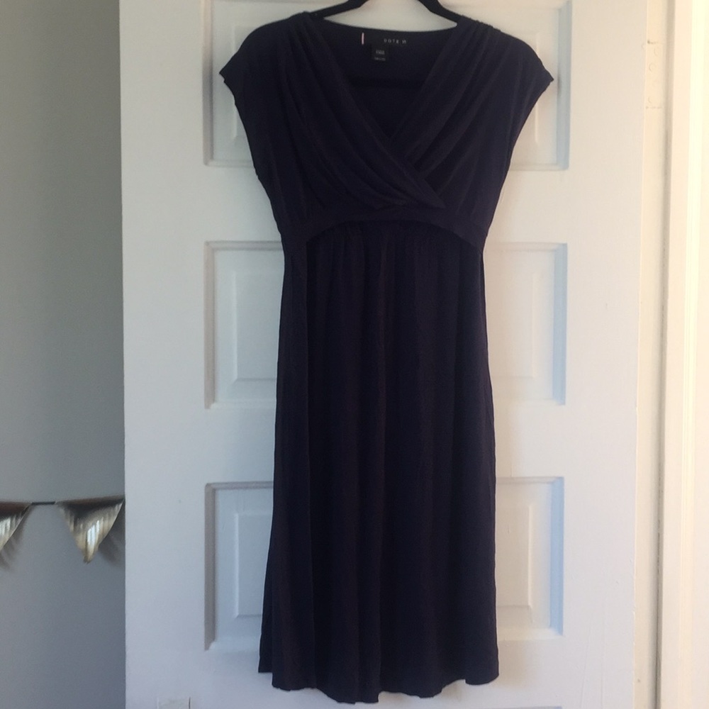 Women's Black V-Neck Empire Waist Dress